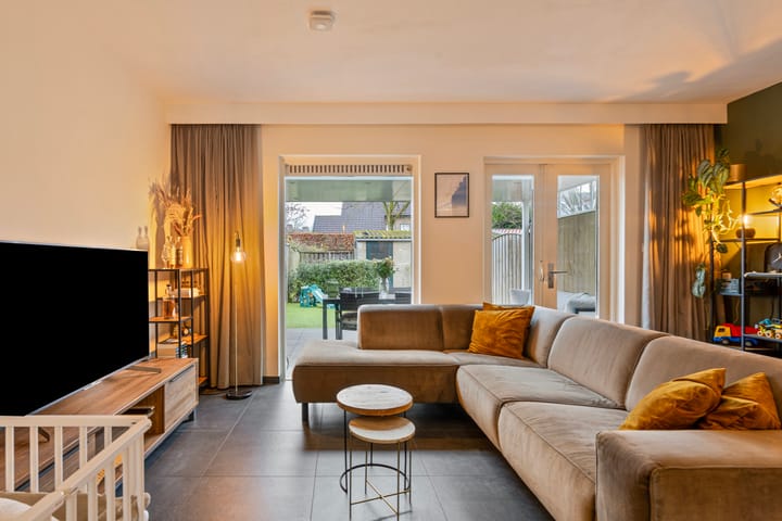 Foto 7 van Lisdodde 12