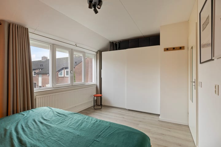 Foto 18 van Lisdodde 12