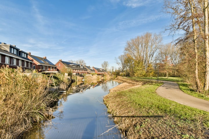 View photo 2 of Jannetje Verbakelstraat 39