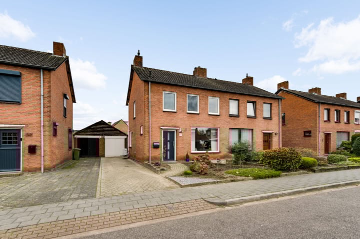 Foto 30 van Burgemeester Huybenstraat 35