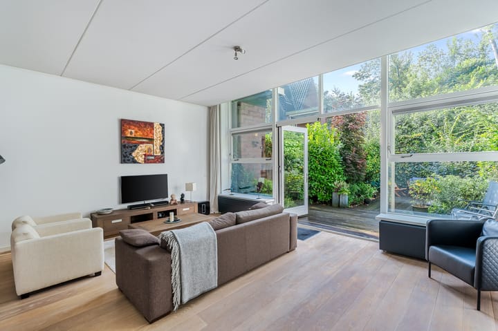 Foto 17 van Dokter Teenstralaan 8