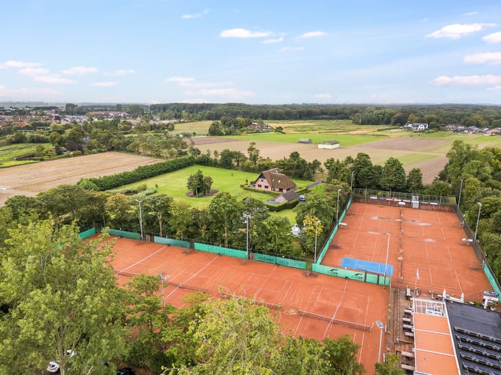 Foto 63 van Dokter Teenstralaan 8