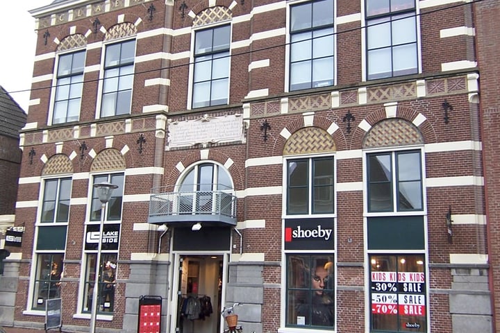 Bekijk foto 1 van Voorstraat 74-B