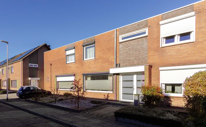 Foto 1 van Leienhoesstraat 21