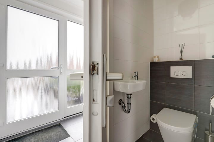 Foto 7 van Rozenlaan 61