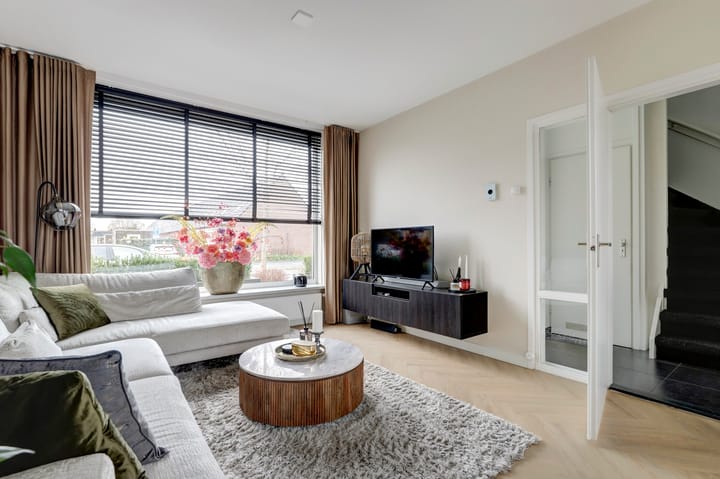 Foto 10 van Rozenlaan 61