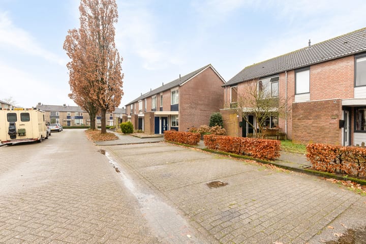 Foto 30 van Beatrixstraat 35