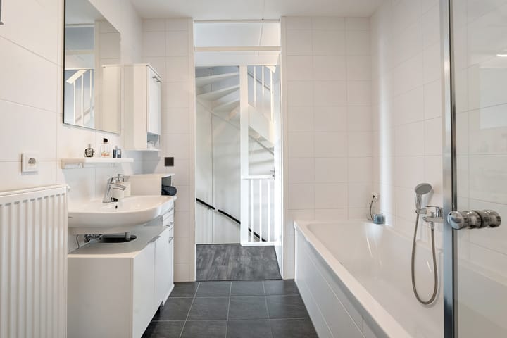 Foto 25 van Toutenburgstraat 50