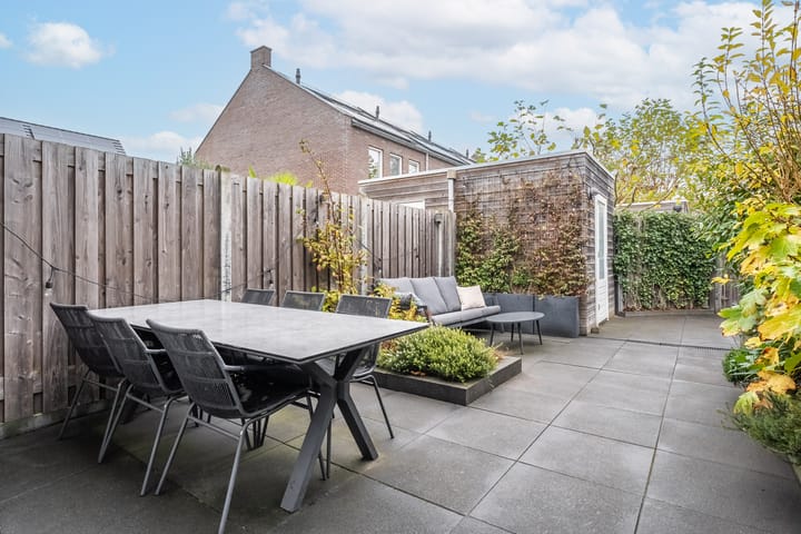 Foto 32 van Toutenburgstraat 50