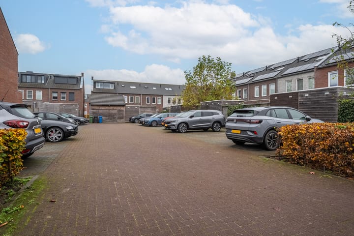 Foto 37 van Toutenburgstraat 50