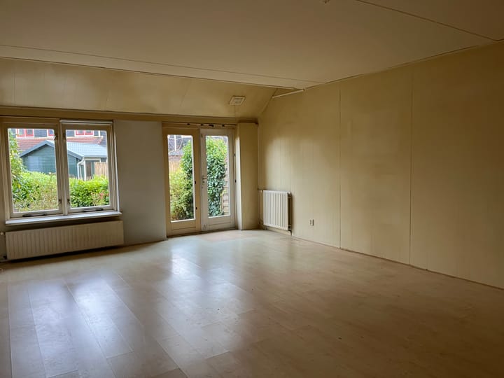 Foto 5 van Hage Weer 15