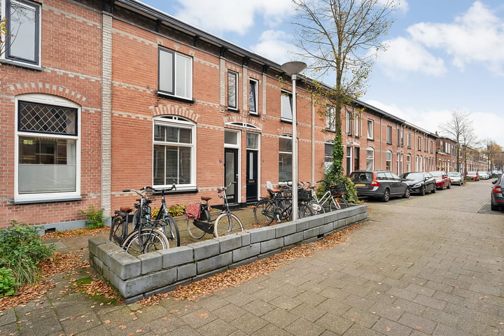 View photo 4 of Lindestraat 21