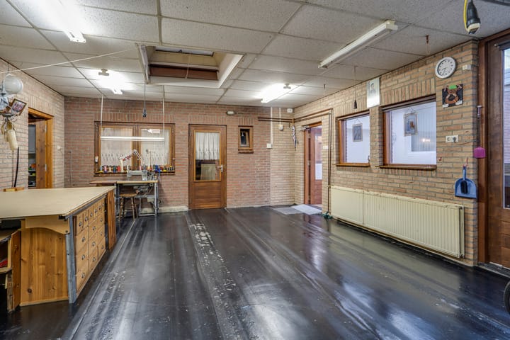 Foto 12 van Brugweg 73