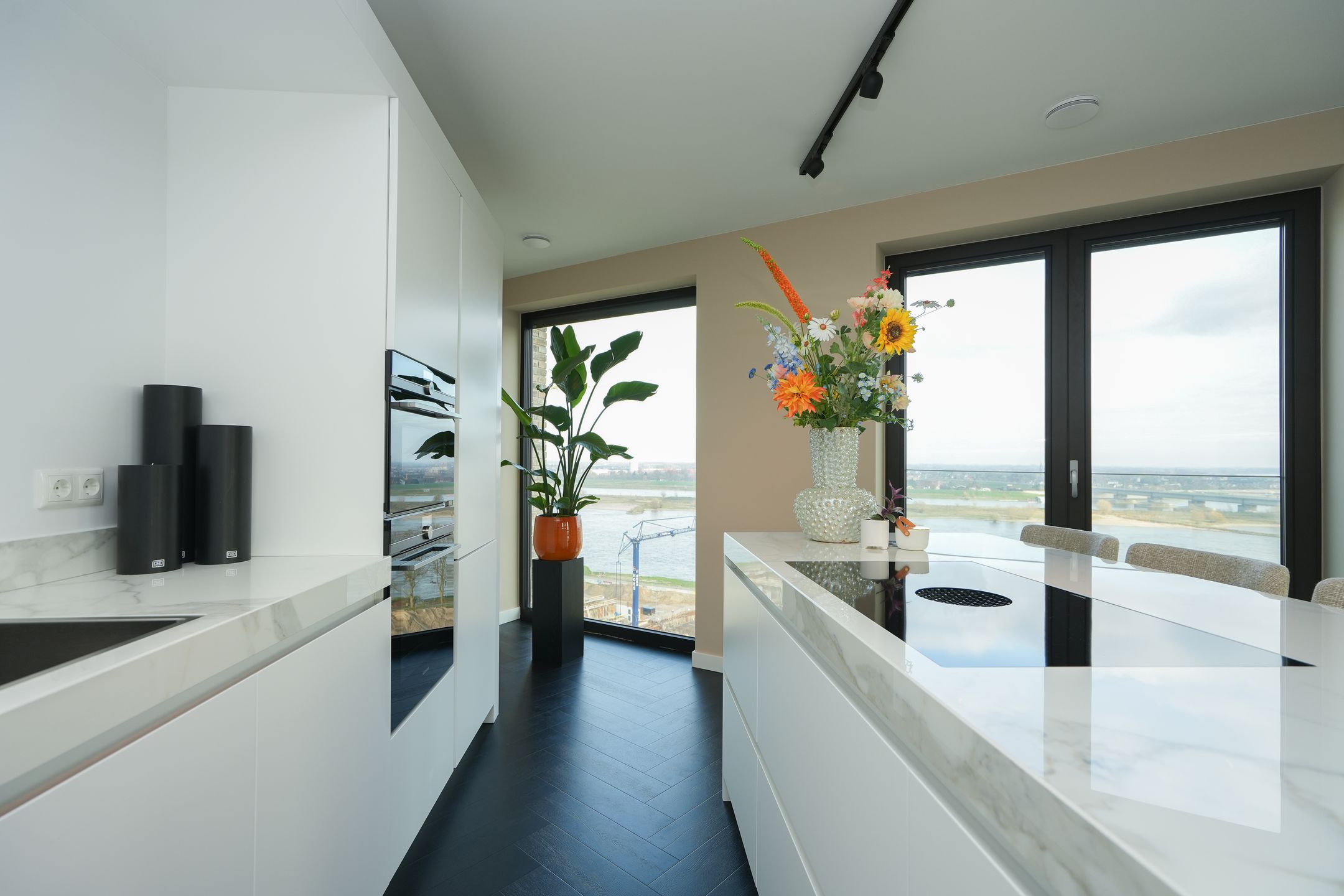 Foto 12 van Waalbandijk 485