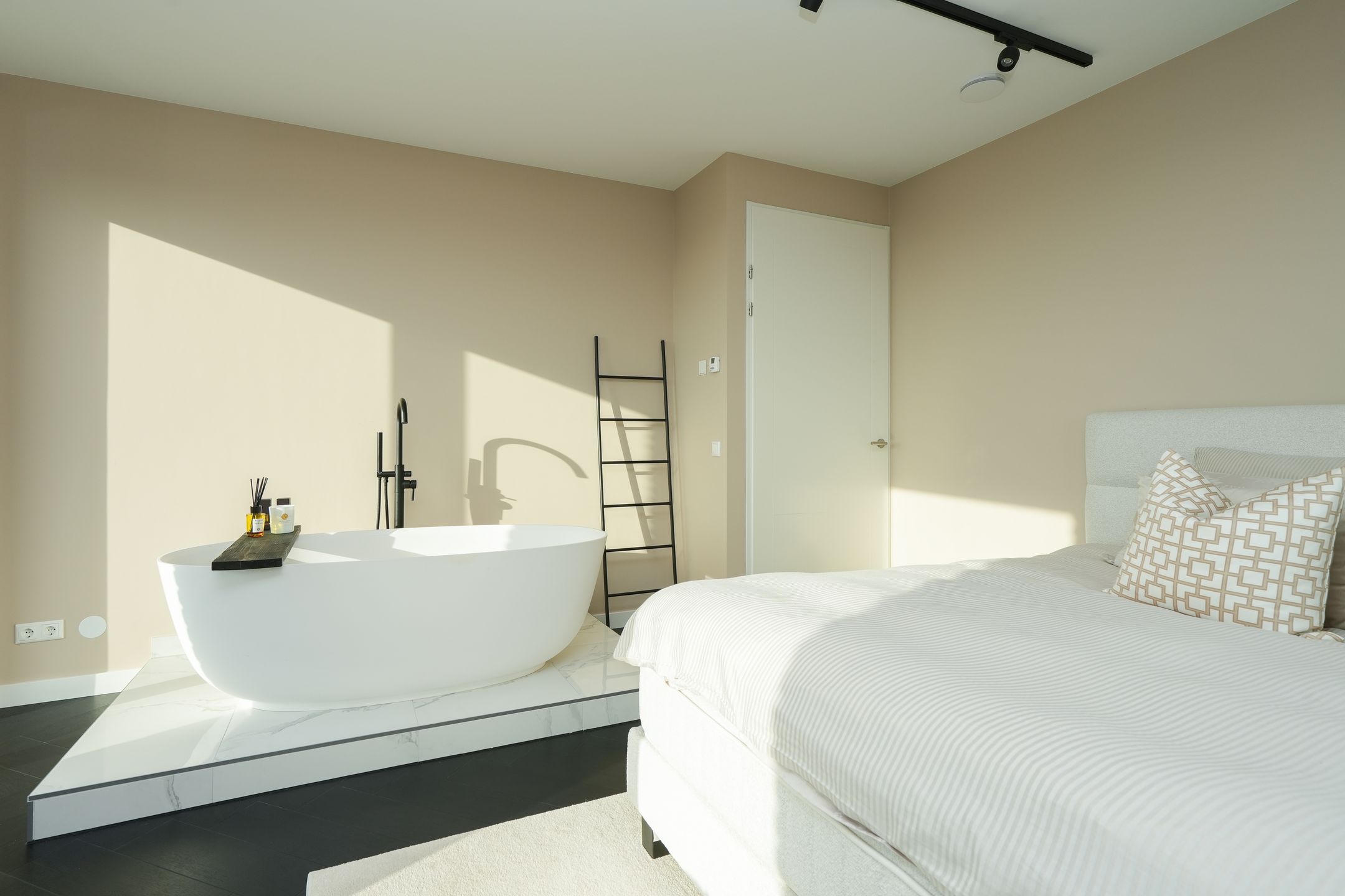 Foto 27 van Waalbandijk 485