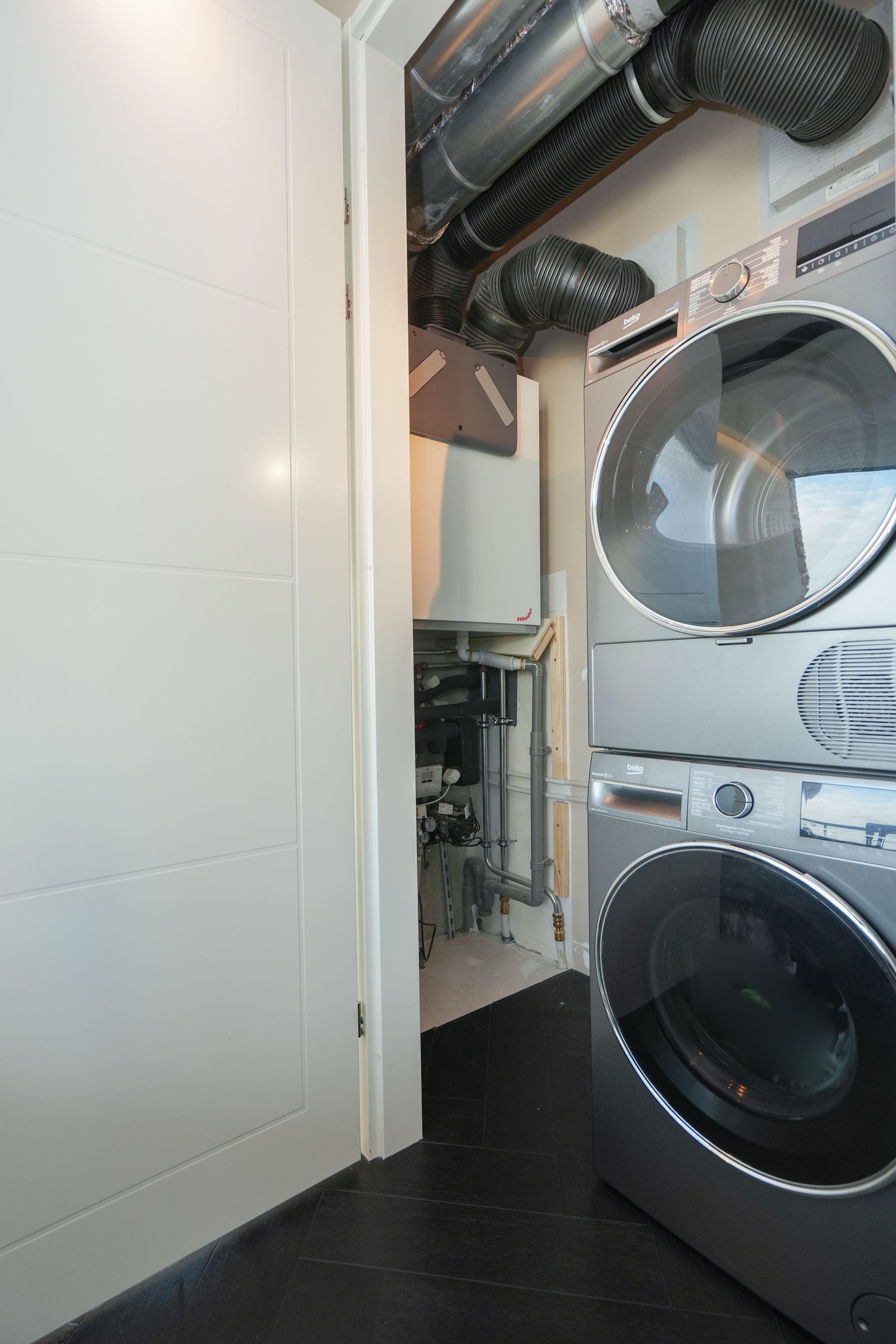 Foto 36 van Waalbandijk 485