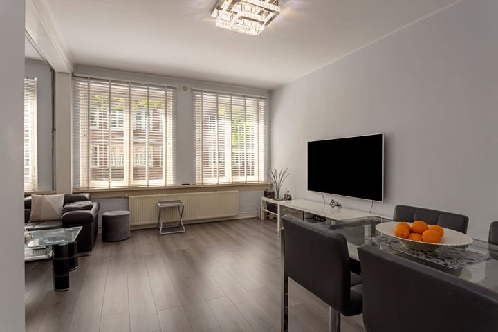 Foto 4 van Van Spilbergenstraat 64-1