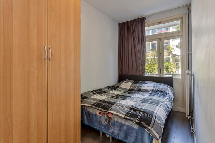 Foto 14 van Van Spilbergenstraat 64-1