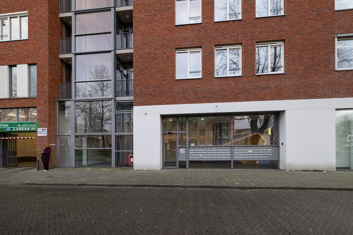 Foto 5 van Chris Bennekerslaan 27-T