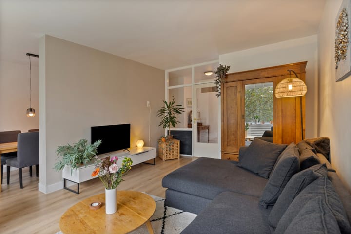 Foto 4 van Van der Helmstraat 253