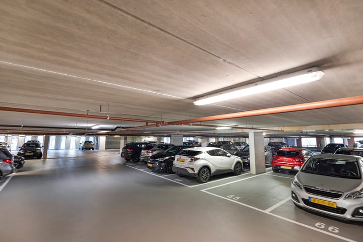 Foto 37 van Chris Bennekerslaan 27-T