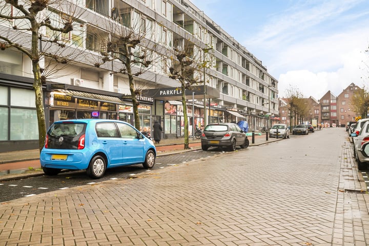 View photo 5 of Parkweg 337