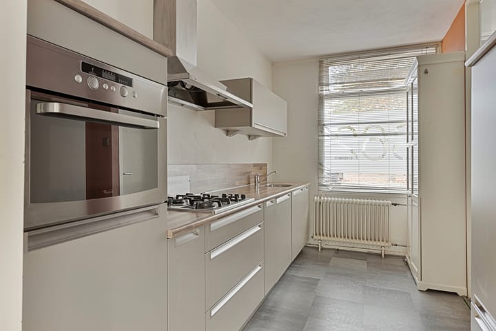 Foto 8 van Staringstraat 362