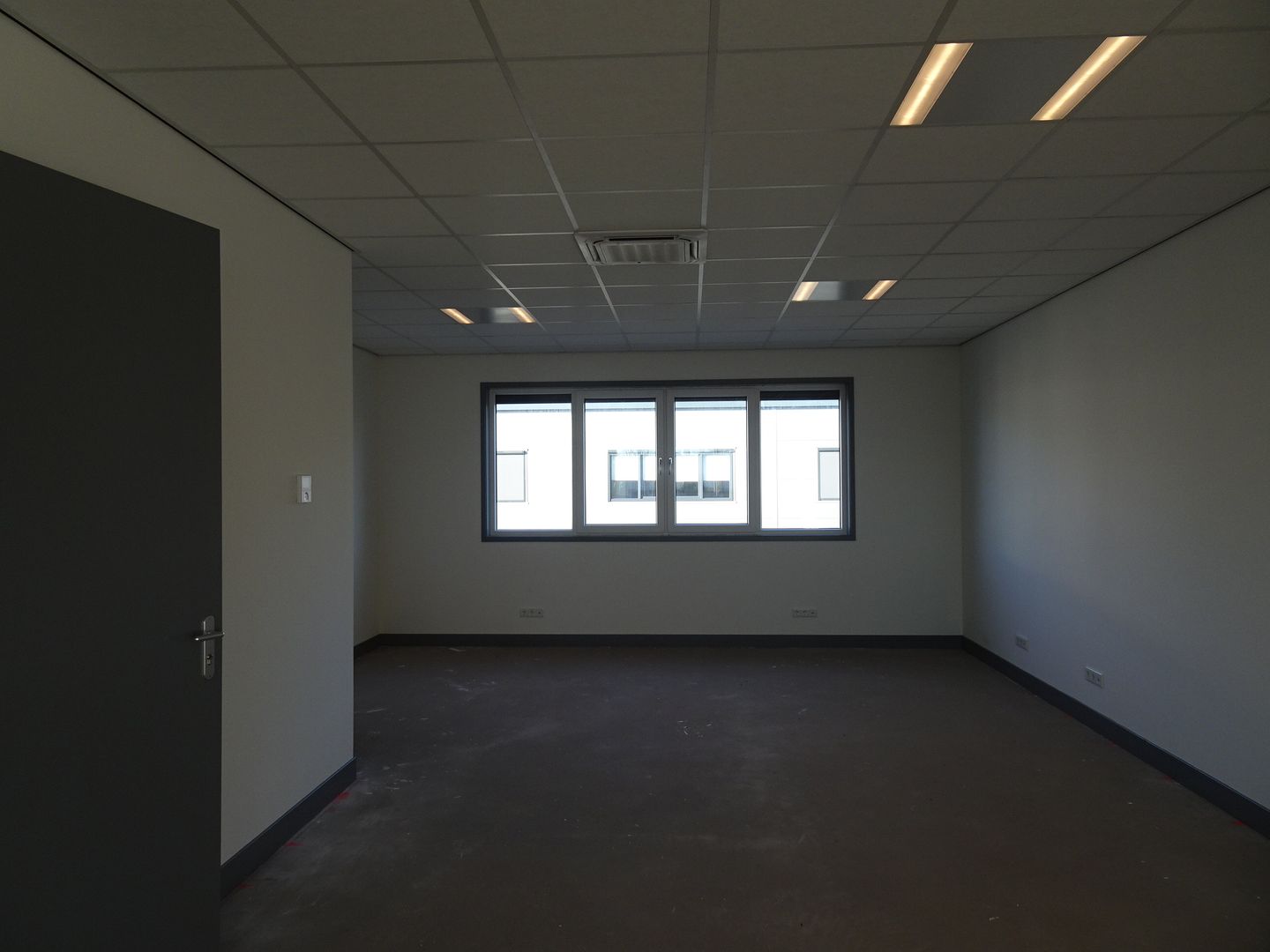 View photo 5 of Amsterdamseweg 15-R