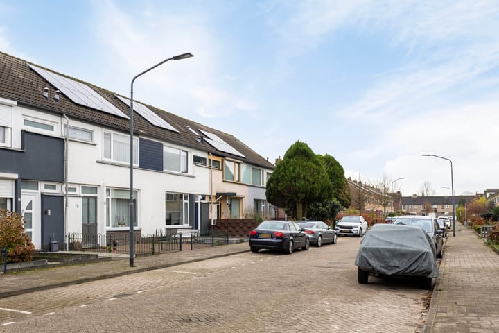 Foto 36 van Merelstraat 17