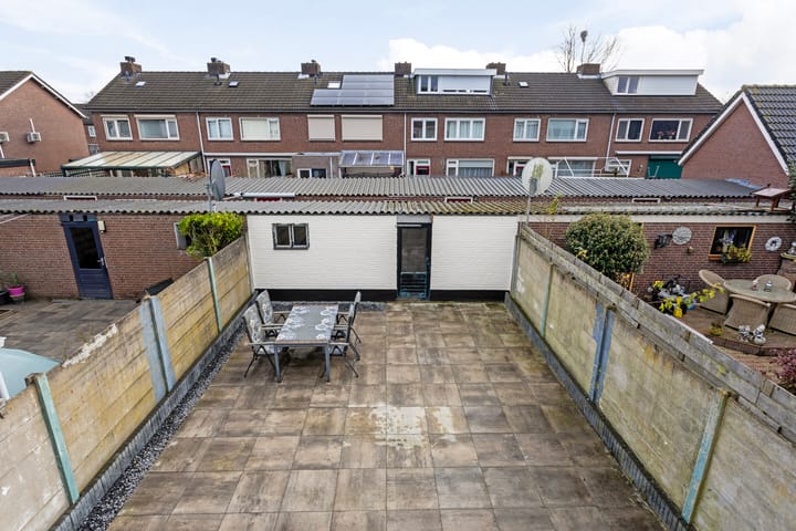 Foto 30 van Merelstraat 17