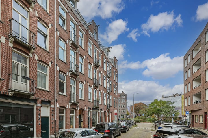 Bekijk foto 17 van Eerste Atjehstraat 110-1