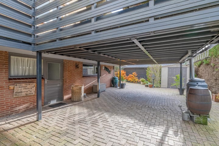 Foto 40 van Achthuizensedijk 82-B