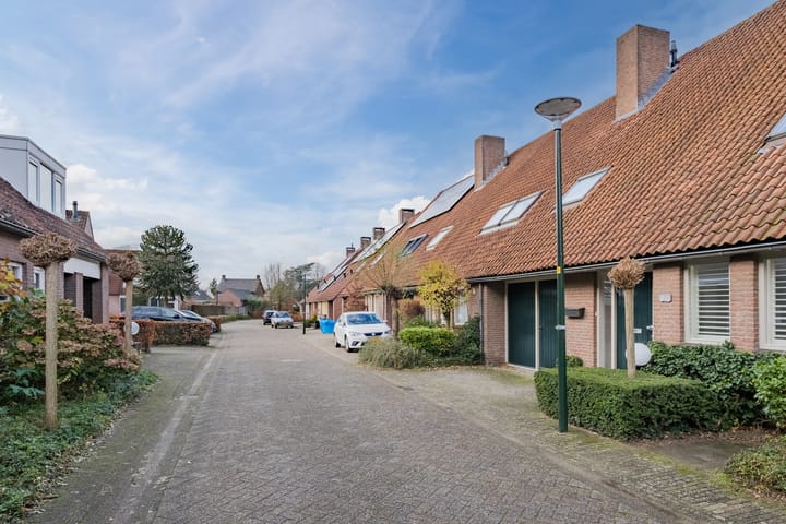 Foto 50 van Venbroek 30