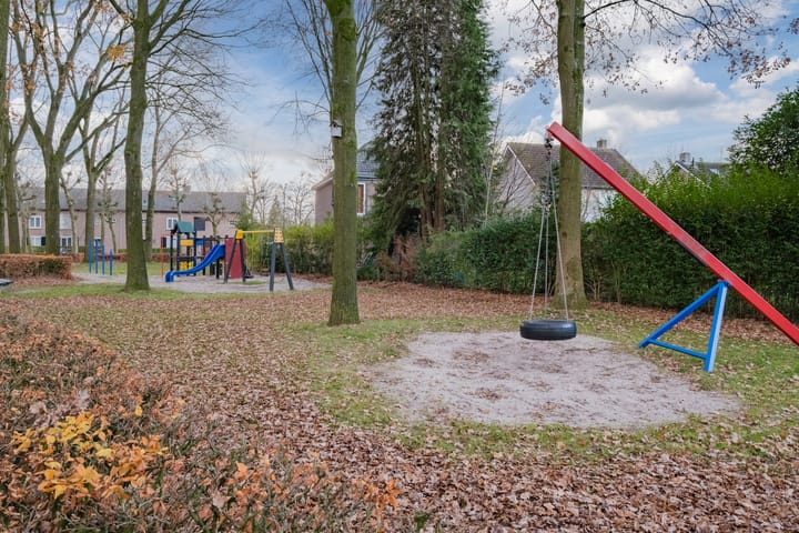 Foto 52 van Venbroek 30