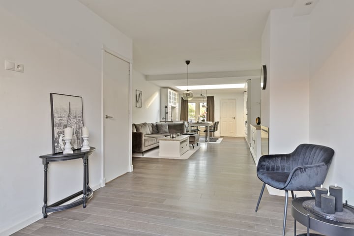 View photo 7 of Cremerstraat 122