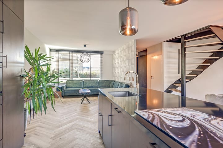 Foto 10 van Korvetstraat 118