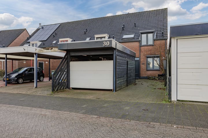 Foto 2 van Meidoorn 30