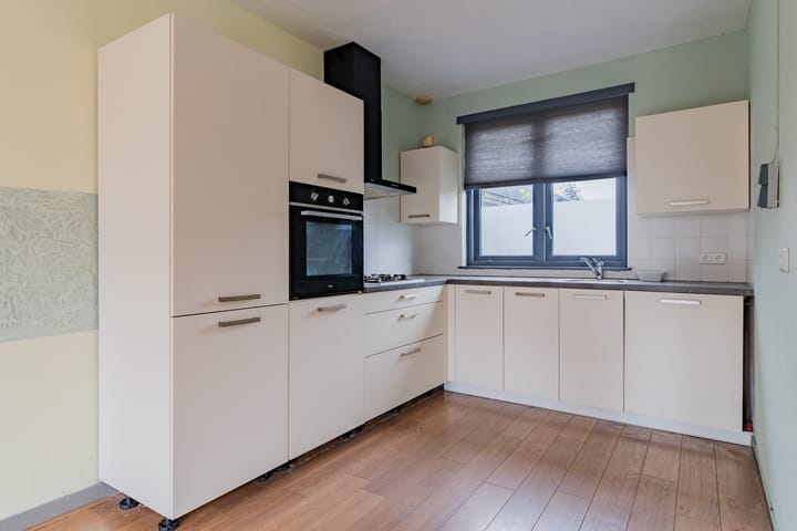 Foto 7 van Meidoorn 30