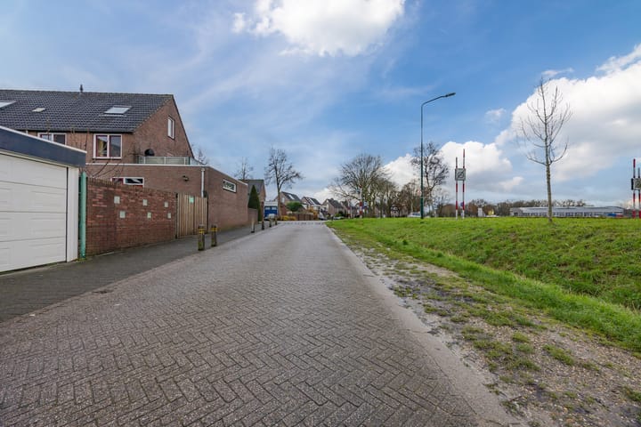 Foto 18 van Meidoorn 30