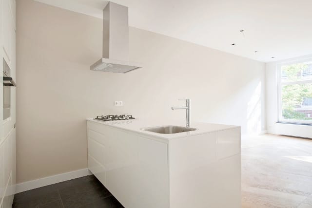 Photo 4 of Wilhelminastraat 132-2