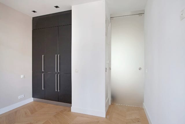 Photo 10 of Wilhelminastraat 132-2