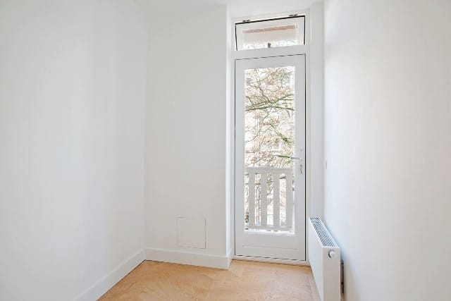 Photo 11 of Wilhelminastraat 132-2