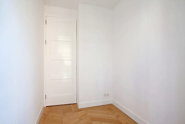 Photo 12 of Wilhelminastraat 132-2