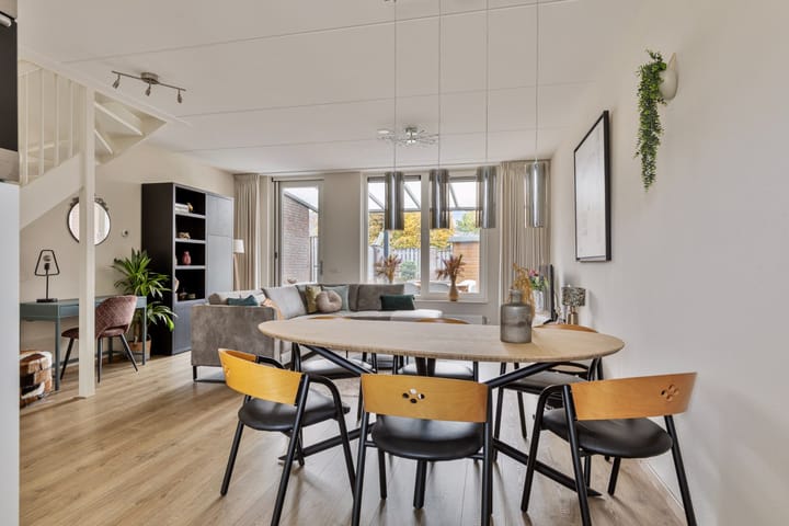 Foto 5 van Keizersmantel 18