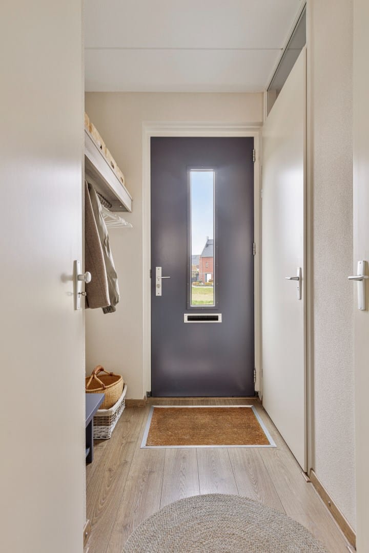 Foto 11 van Keizersmantel 18