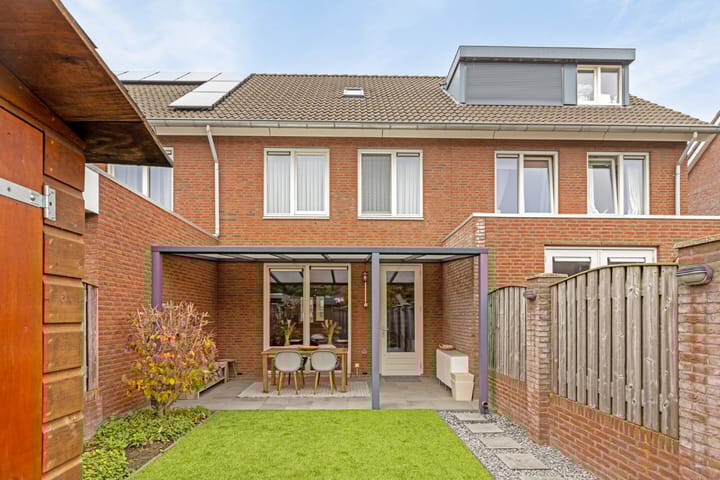 Foto 23 van Keizersmantel 18