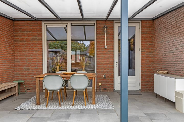 Foto 25 van Keizersmantel 18