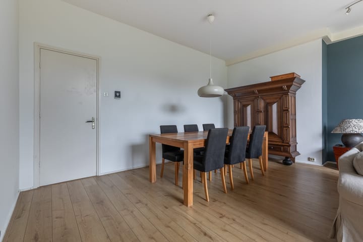 Photo 14 of Graaf Florislaan 2-A