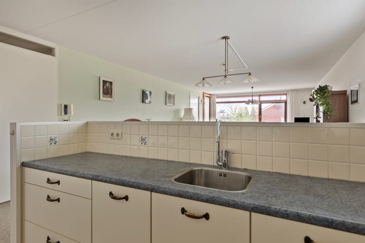 Foto 17 van Burg. Reijerslaan 48