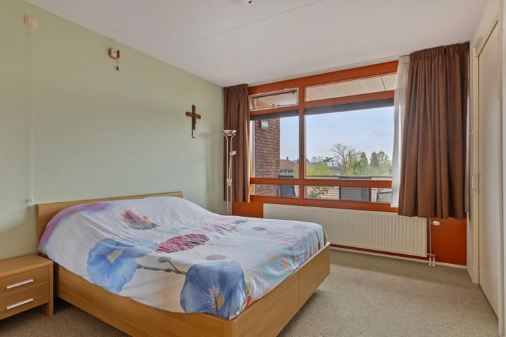 Foto 19 van Burg. Reijerslaan 48